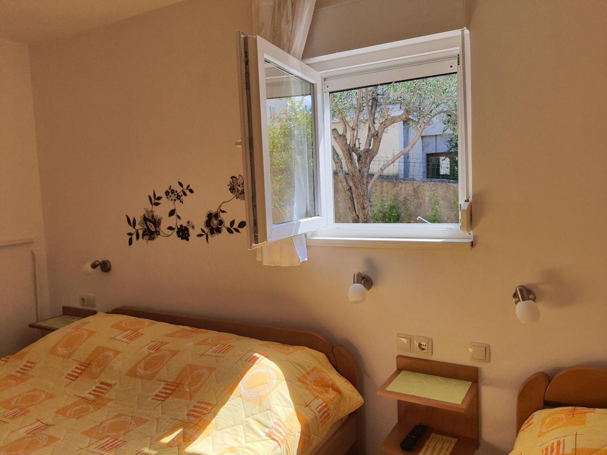 Apartments Vesna Avsec - Krk Town Habitación foto